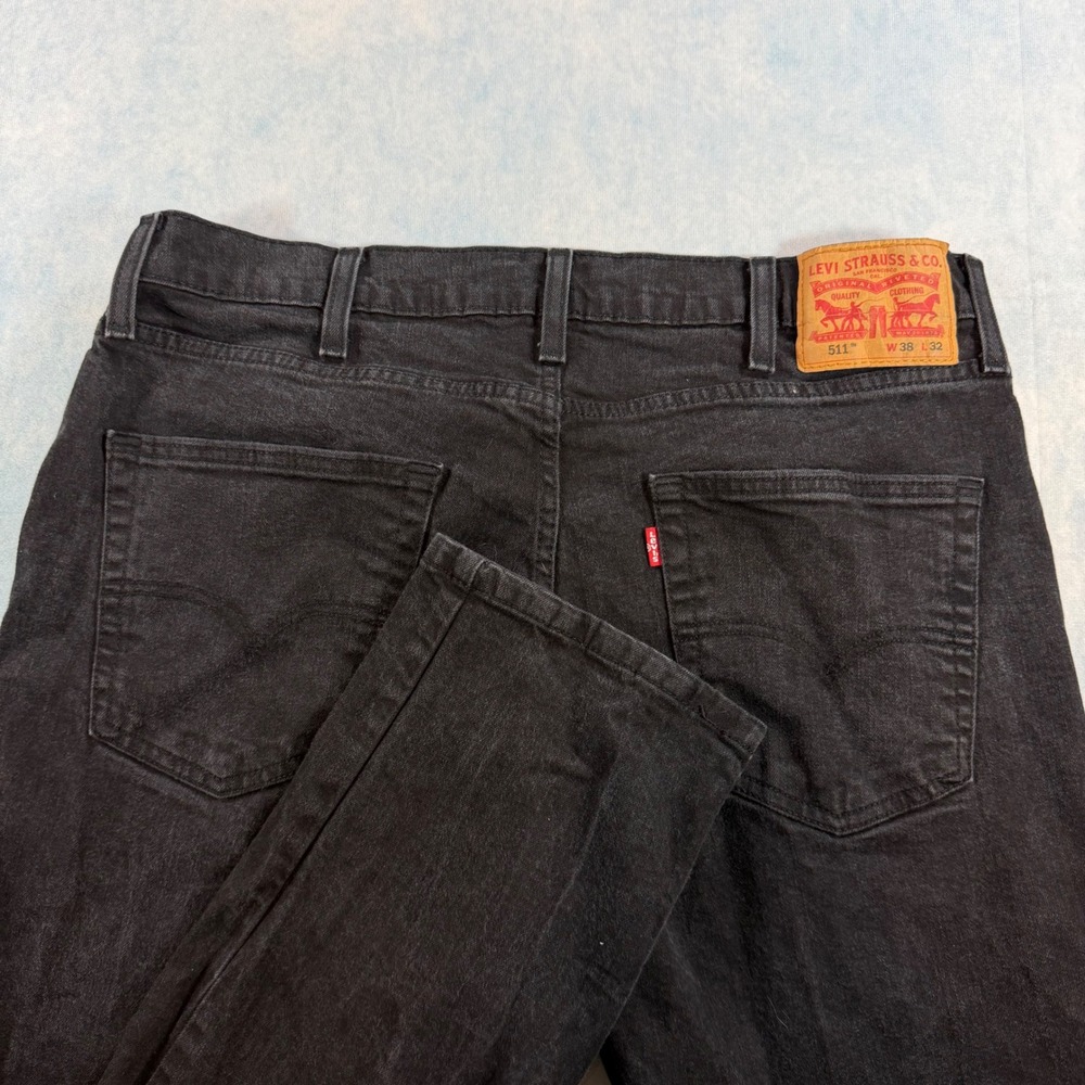Levi's 511 Slim Fit Jeans Mens 38x32 Black Excellent Stretch Denim 511-5382